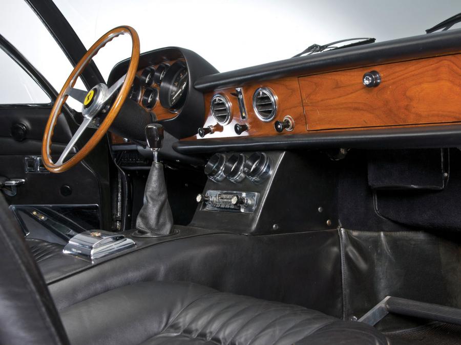  Ferrari 500 Superfast (Series I) 1964 года  (фото 23 из 35)